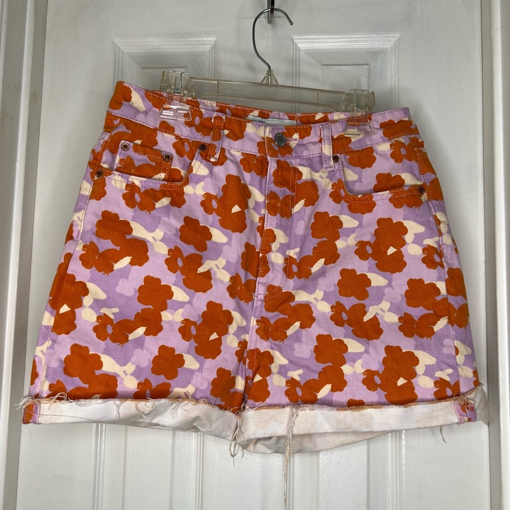 Zara The 90’s Shorts Size 4 High waist